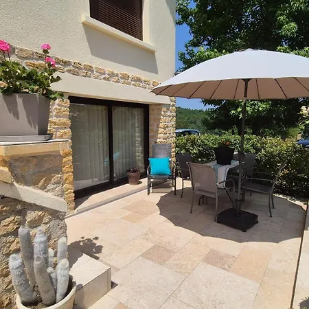 Holiday home Caubesse Climatise A
